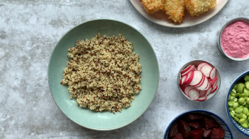 Preperationstep lime on quinoa