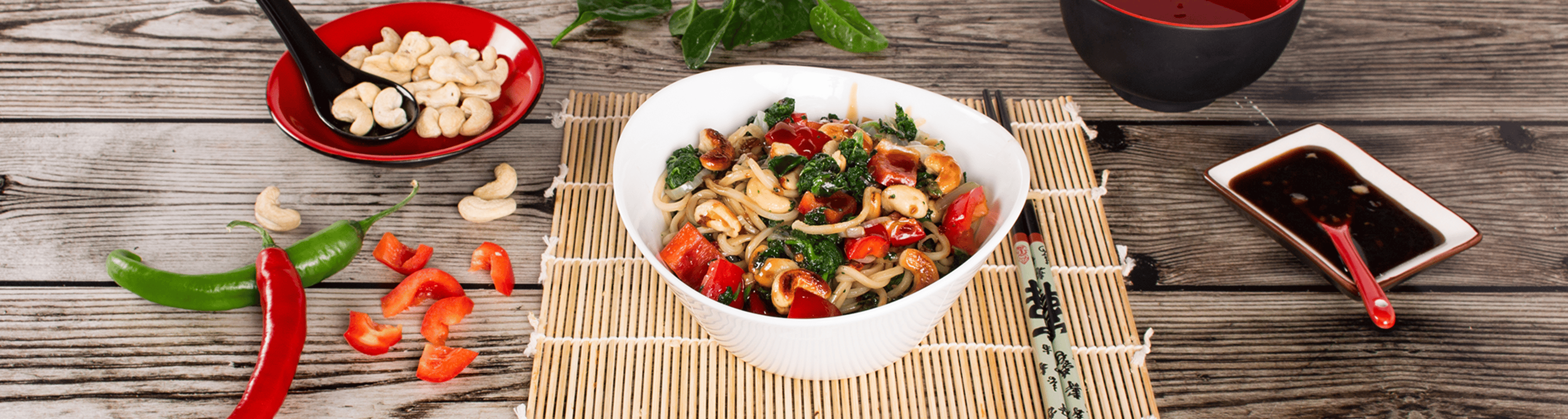 asianudel-wok-mit-blattspinat_2174247.png